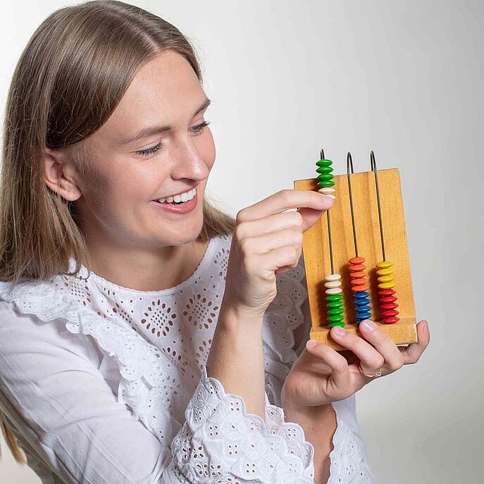 Rechner für Versicherungen, Geldanlagen und Finanzierungen | OPTINVEST Beamte