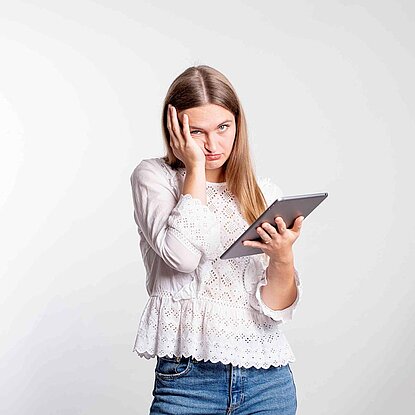 Verzeweifelt | OPTINVEST Beamte